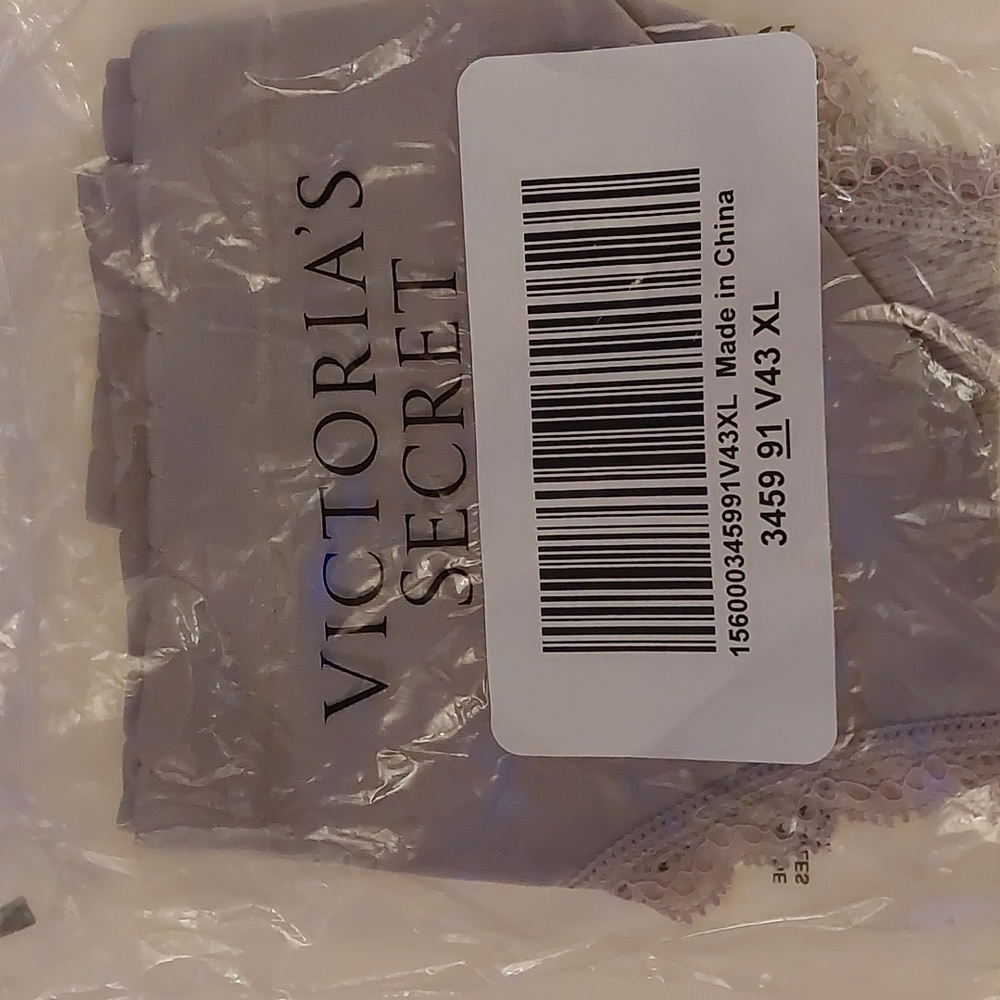 VS Thong Panties